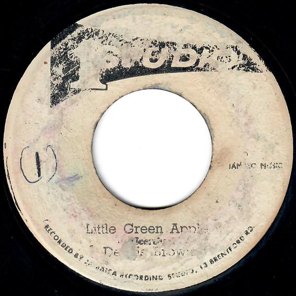 Dennis Brown - Little Green Apple